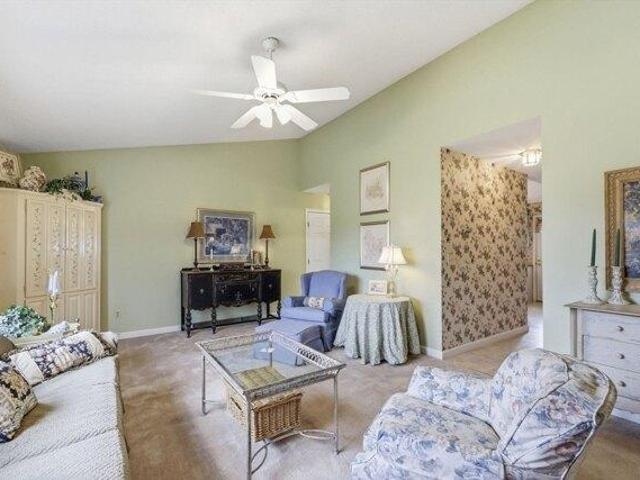 condo with 2 bedroom, Chicopee MA ES103494452
