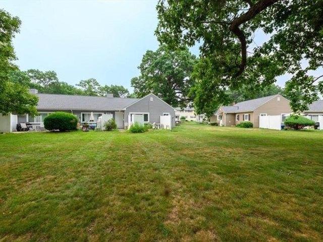 condo with 2 bedroom, Chicopee MA ES105257804