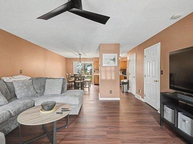 condo with 2 bedroom, Chicopee MA ES105229641