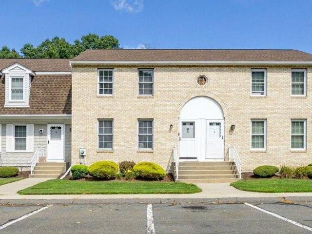 condo with 2 bedroom, Chicopee MA ES105353258