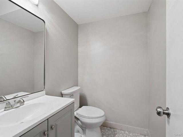 condo with 2 bedroom, Congers NY ES105287431