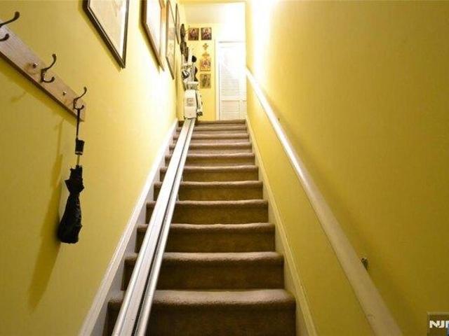 condo with 2 bedroom, Clifton NJ ES105427237