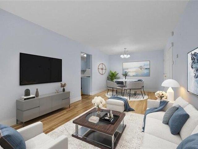 condo with 2 bedroom, Cranston RI ES105632258