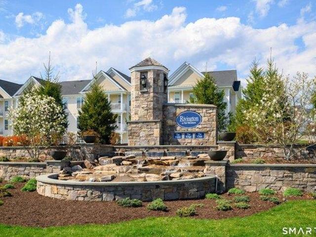 condo with 2 bedroom, Danbury CT ES105425679