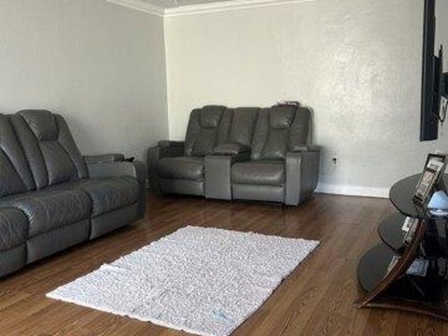 condo with 2 bedroom, Danbury CT ES105443266