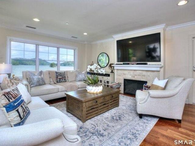 condo with 2 bedroom, Danbury CT ES105513495