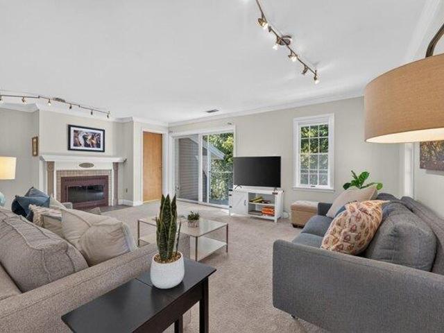 condo with 2 bedroom, Dedham MA ES105548744