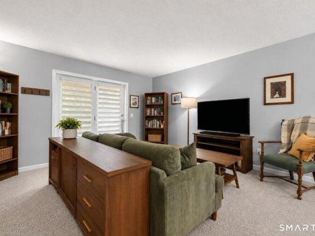 condo with 2 bedroom, Derby CT ES105515968