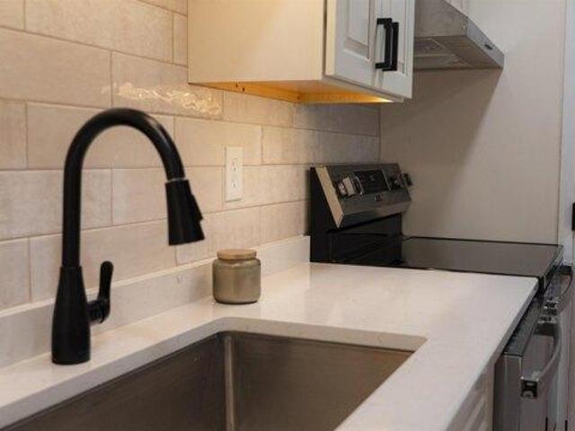 condo with 2 bedroom, Derry NH DS104478521