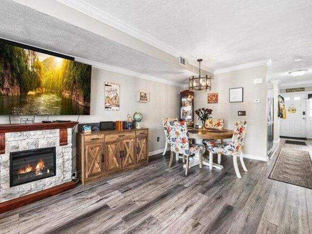 condo with 2 bedroom, Dracut MA ES105497660
