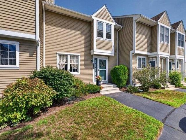 condo with 2 bedroom, East Providence RI ES105533159