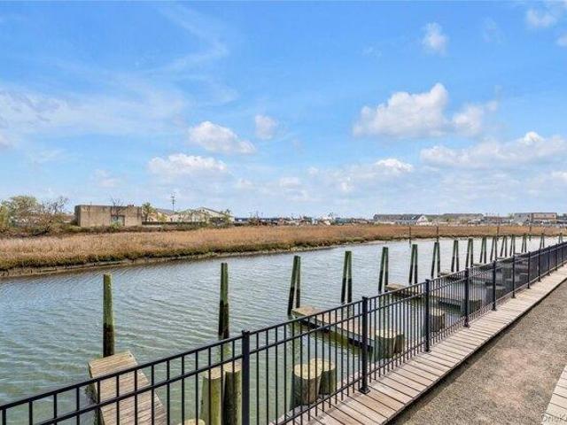 condo with 2 bedroom, East Rockaway NY ES103624640