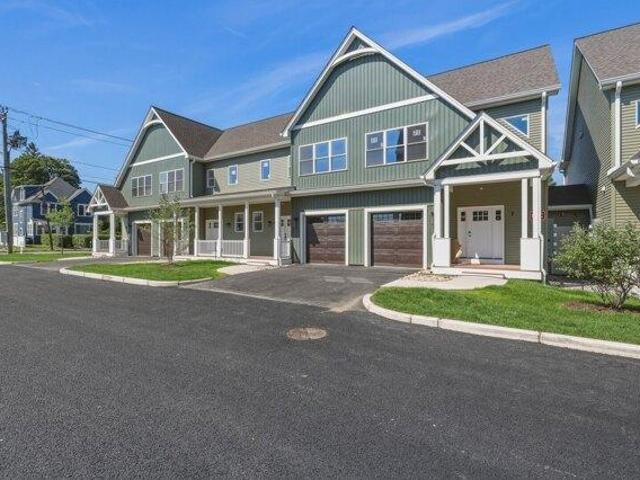 condo with 2 bedroom, Easthampton MA ES105610676