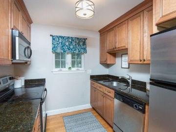 condo with 2 bedroom, Easton MA ES103435303