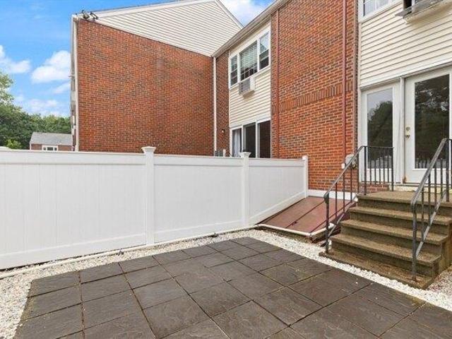 condo with 2 bedroom, Easton MA ES104376783