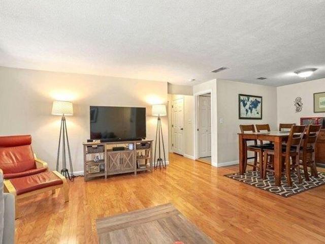 condo with 2 bedroom, Easton MA ES105365225