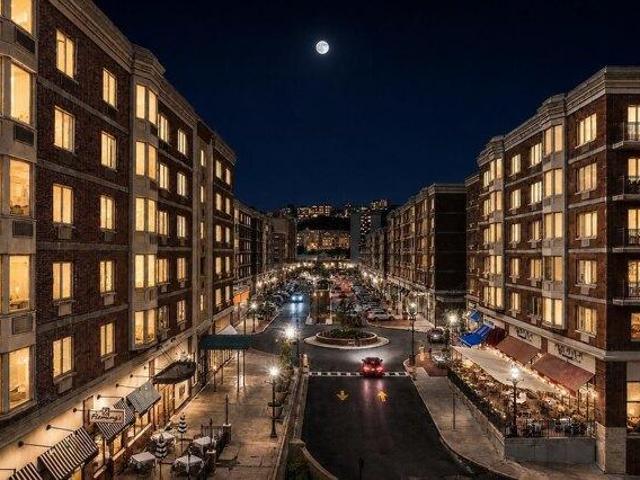condo with 2 bedroom, Edgewater NJ ES105648881