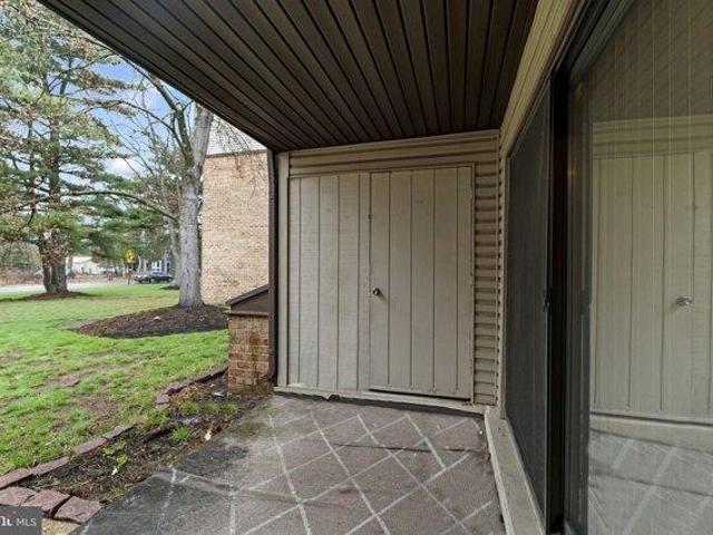 condo with 2 bedroom, Edgewater Park NJ ES105293595