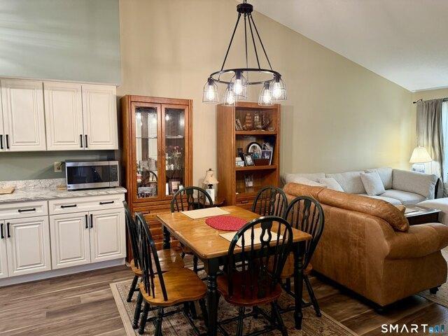 condo with 2 bedroom, Enfield CT ES105417278