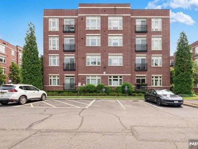 condo with 2 bedroom, Englewood NJ ES105613352