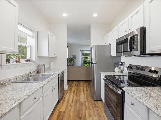 condo with 2 bedroom, Essex VT ES105633832