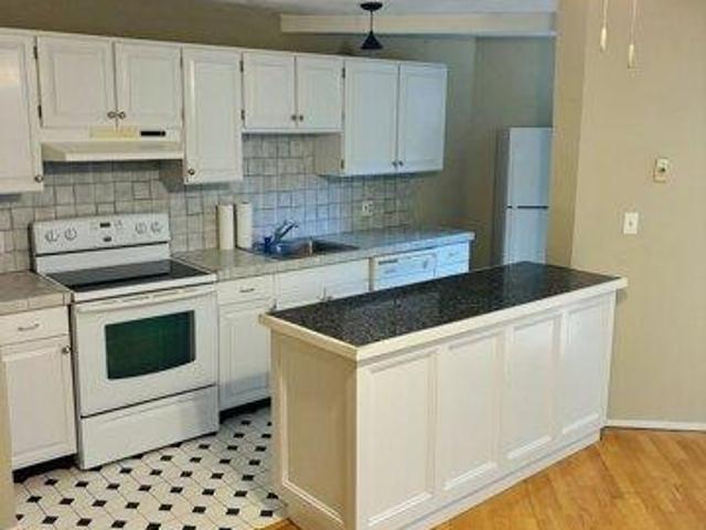 condo with 2 bedroom, Essex CT ES105254937