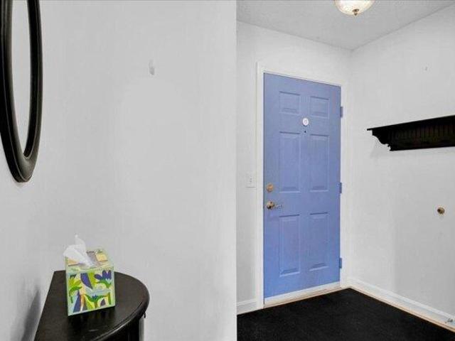 condo with 2 bedroom, Essex Junction VT ES105610308