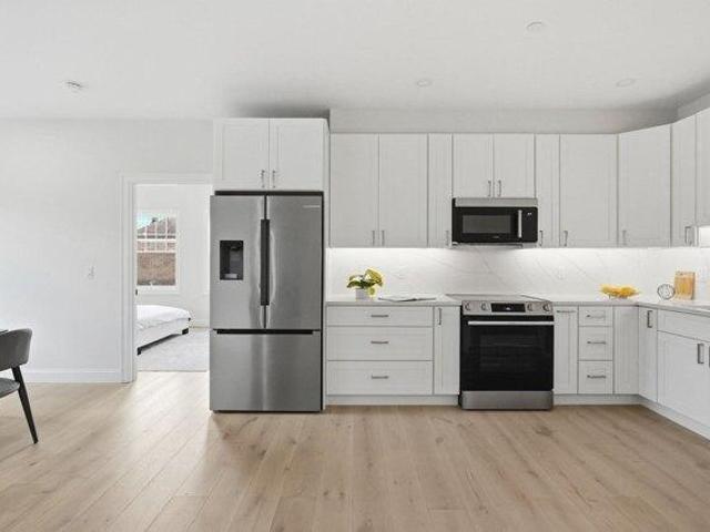 condo with 2 bedroom, Everett MA ES105576162