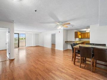 condo with 2 bedroom, Everett MA ES103432342