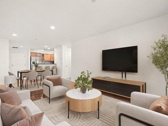 condo with 2 bedroom, Everett MA ES103495999