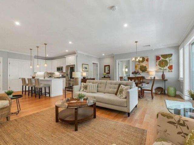 condo with 2 bedroom, Exeter NH DS104153287