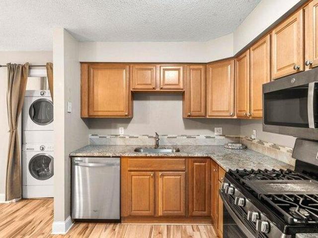 condo with 2 bedroom, Exeter NH ES104298639
