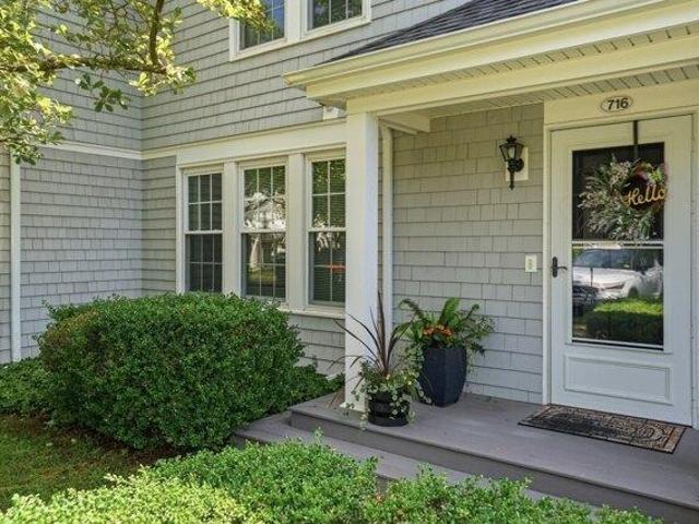 condo with 2 bedroom, Fairhaven MA ES105418268