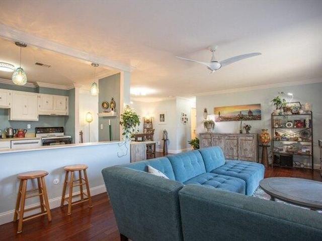condo with 2 bedroom, Fall River MA ES104946412
