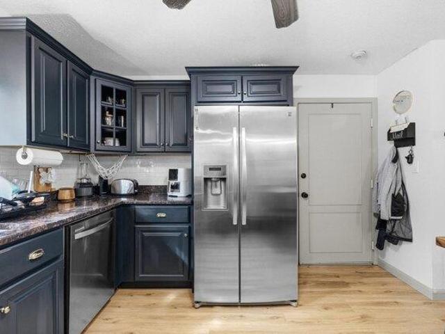 condo with 2 bedroom, Fall River MA ES105614501
