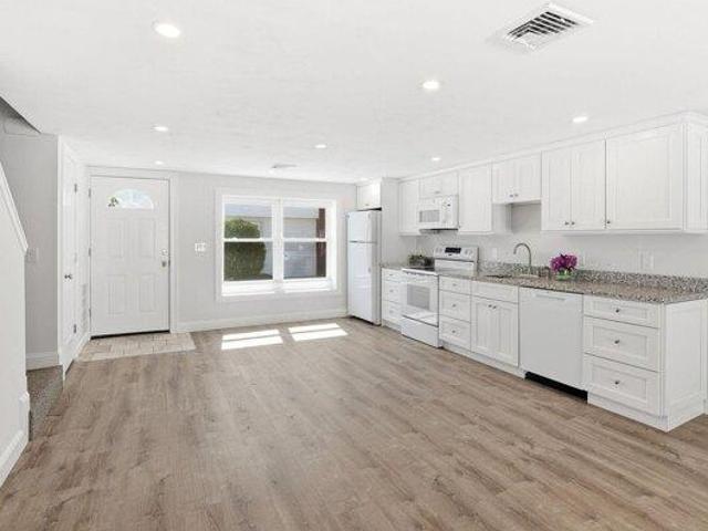 condo with 2 bedroom, Falmouth MA ES105331413