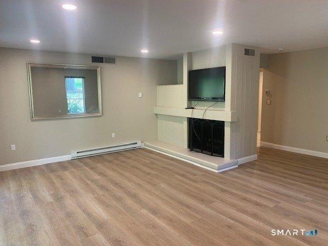 condo with 2 bedroom, Farmington CT ES104605634