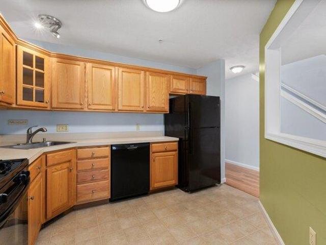 condo with 2 bedroom, Fitchburg MA ES105609731