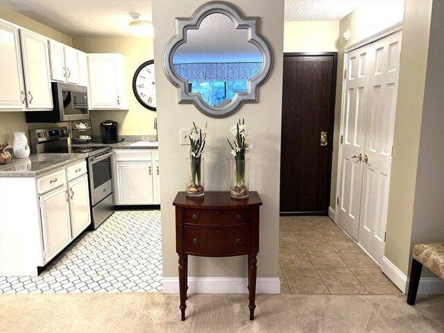 condo with 2 bedroom, Fitchburg MA ES105316376