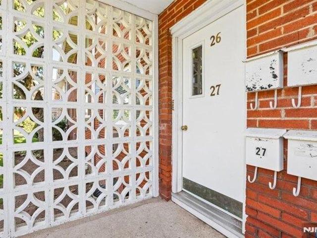 condo with 2 bedroom, Fort Lee NJ ES105415396