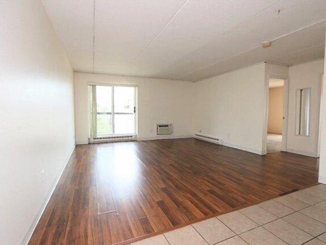 condo with 2 bedroom, Framingham MA ES105401218
