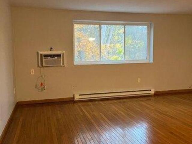condo with 2 bedroom, Framingham MA ES105557394