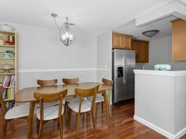 condo with 2 bedroom, Franklin MA ES105561623