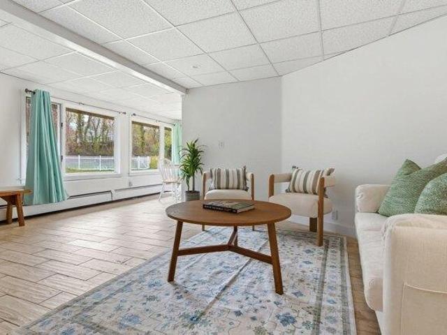 condo with 2 bedroom, Gloucester MA ES105497626