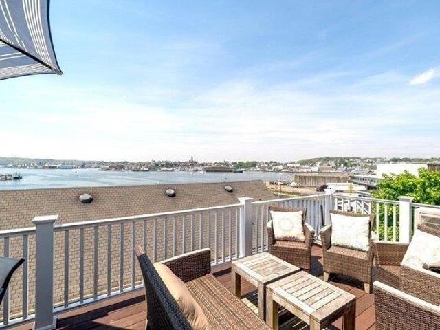 condo with 2 bedroom, Gloucester MA ES103965861