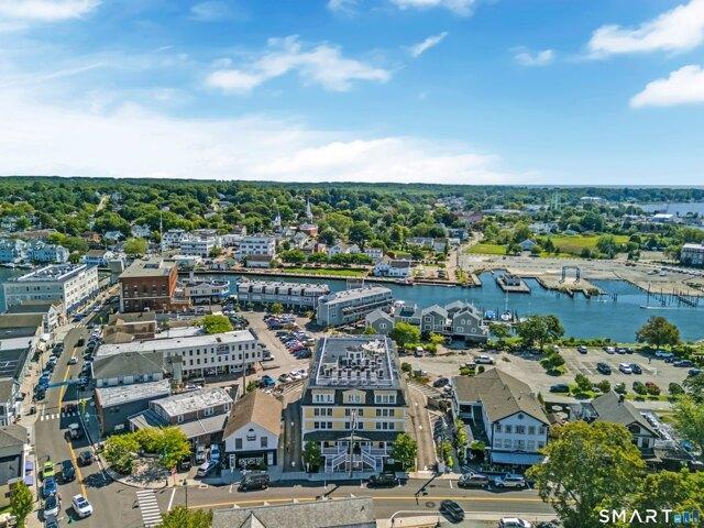 condo with 2 bedroom, Groton CT ES105726356