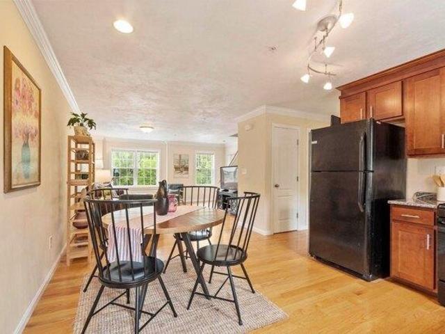 condo with 2 bedroom, Groton MA ES105441848