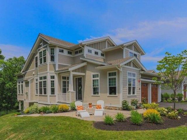 condo with 2 bedroom, Groton MA ES105384438
