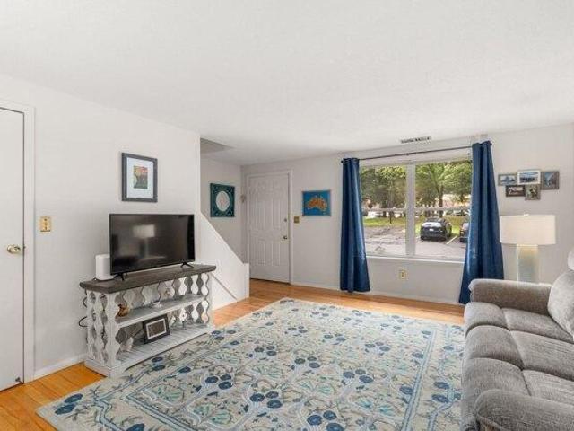 condo with 2 bedroom, Granby MA ES105441622