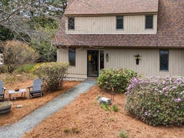 condo with 2 bedroom, Grantham NH ES104831382